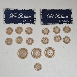 Di Palma Italia Set of 16 Natural Wood Look Replacement Buttons Craft Supplies